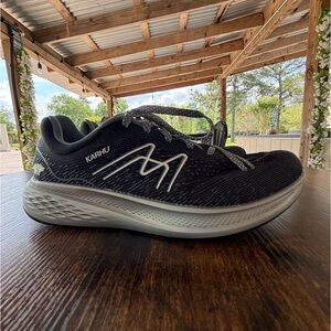 Women’s Karhu Synchron 2.5 Running Shoe